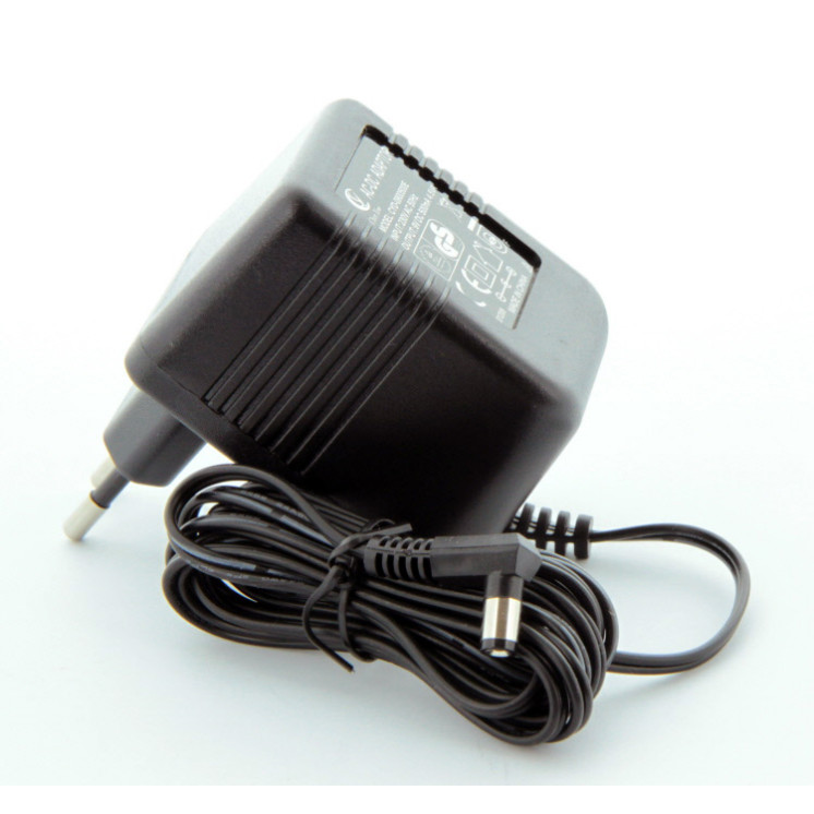 Netzadapter AC-DC 9V