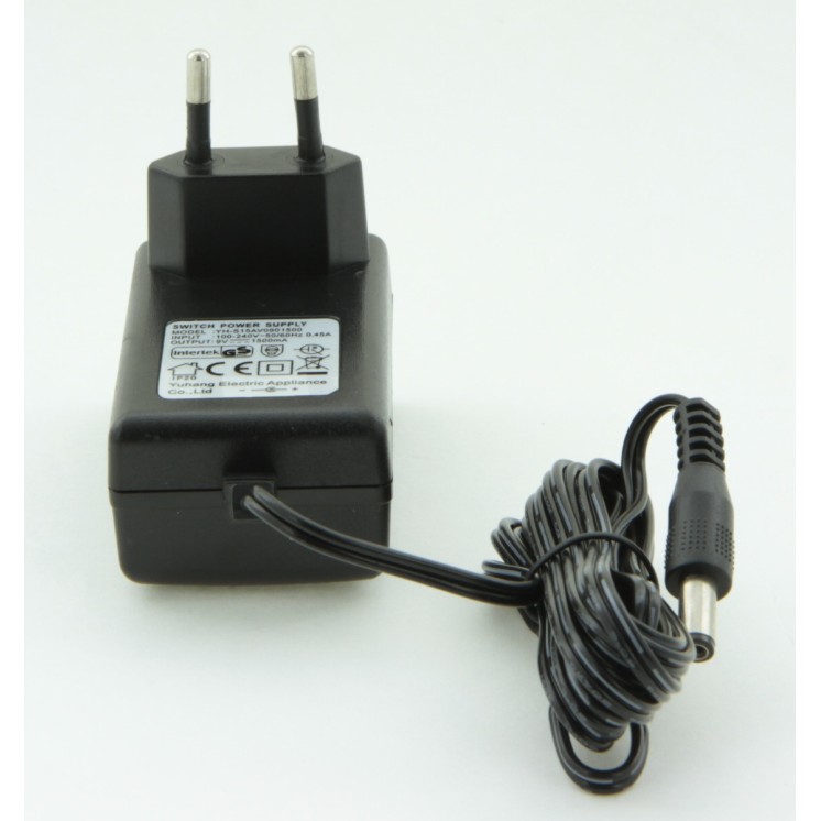9V/1A adaptor